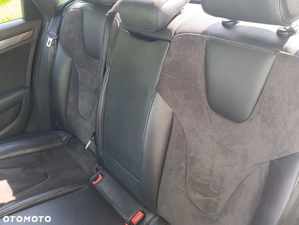 Audi S4 Limousine - 18
