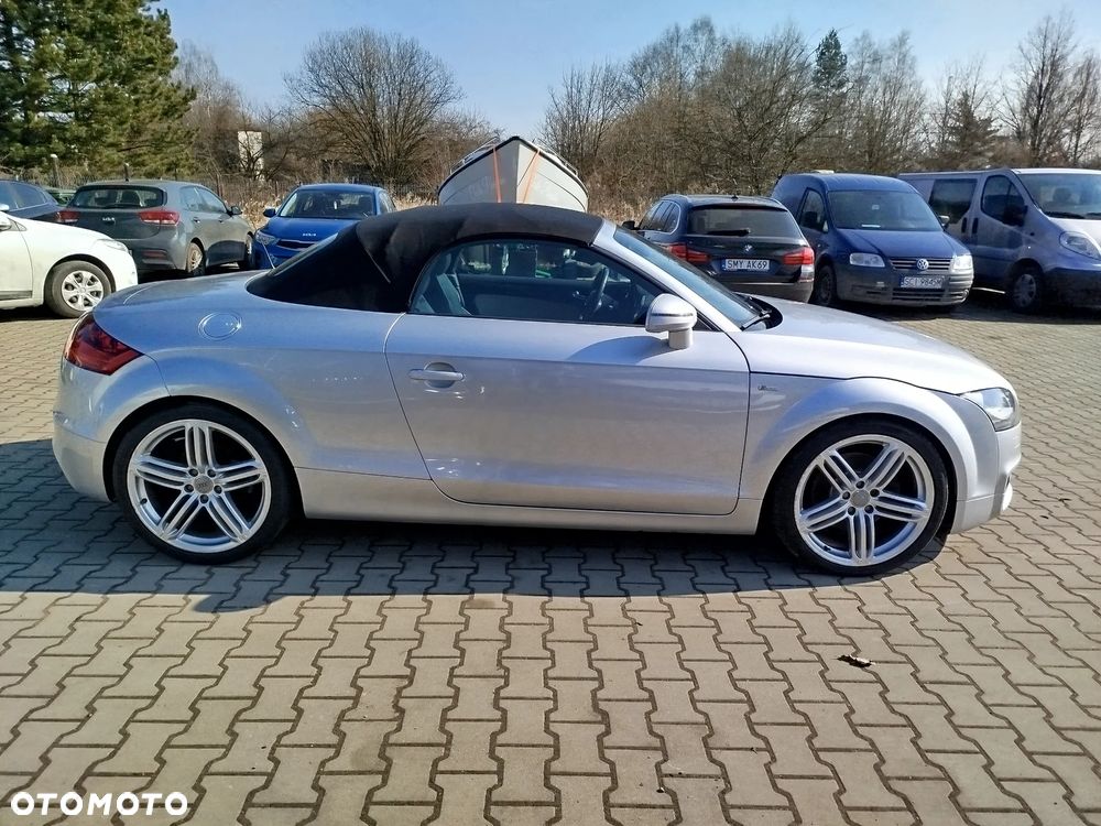 Audi TT Coupé - 12