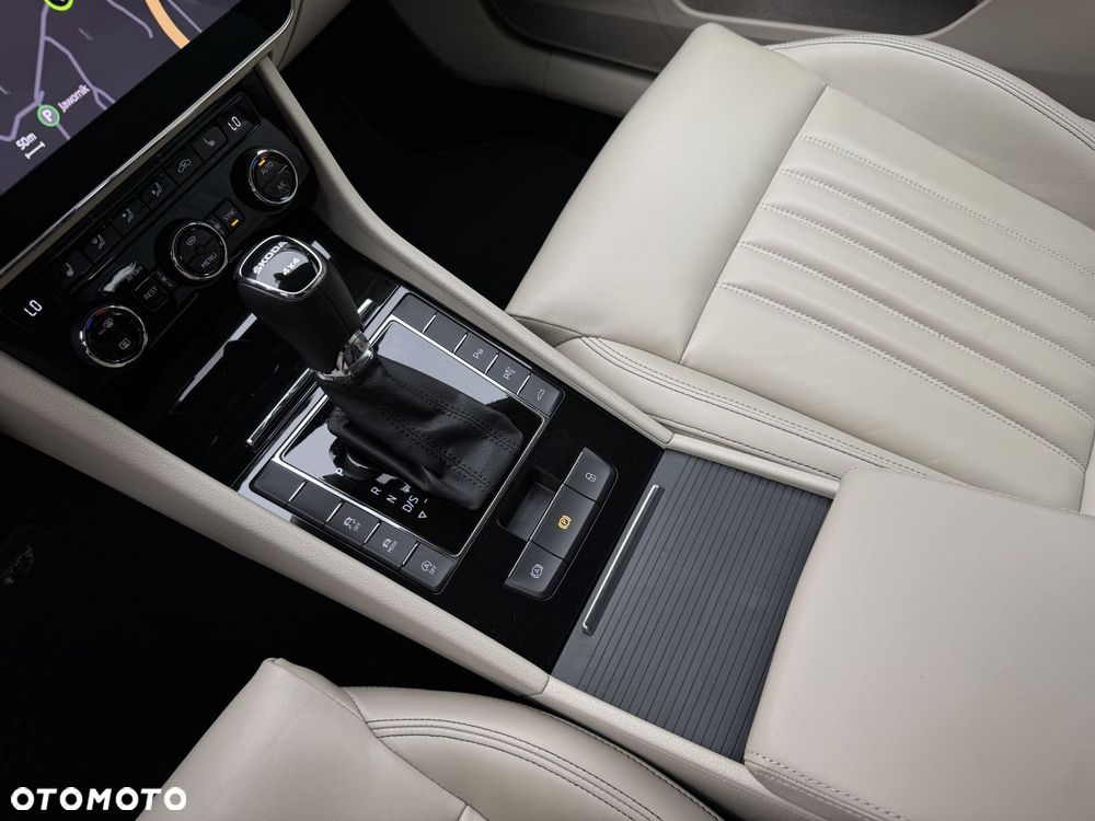 Skoda Superb 2.0 TSI 4x4 L&K DSG - 31