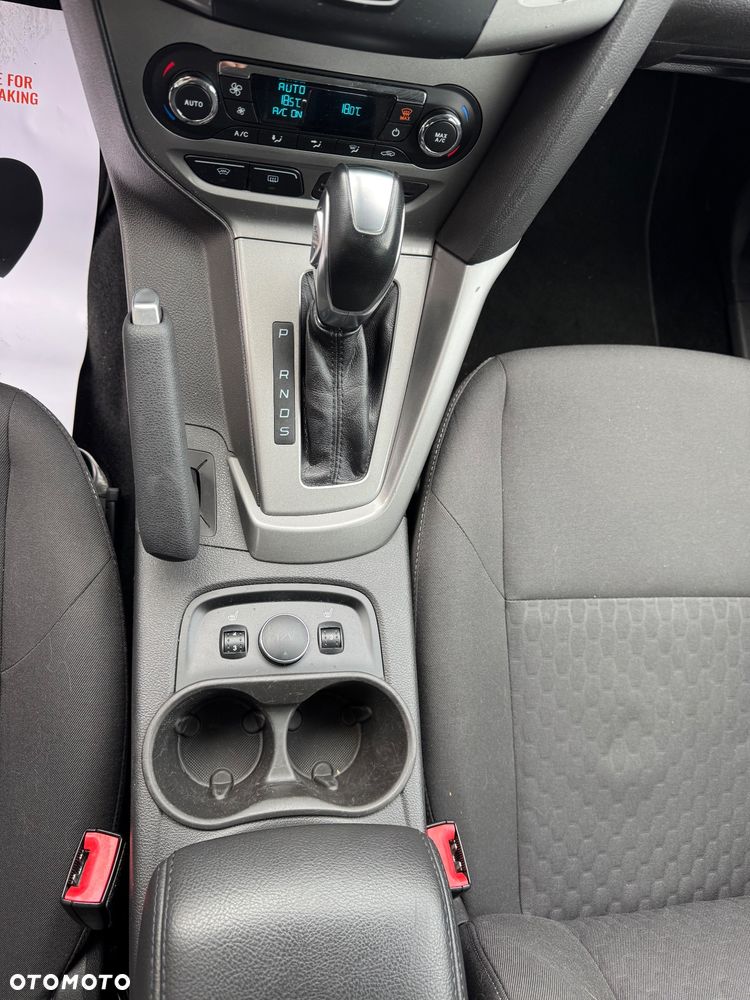 Ford Focus - 30