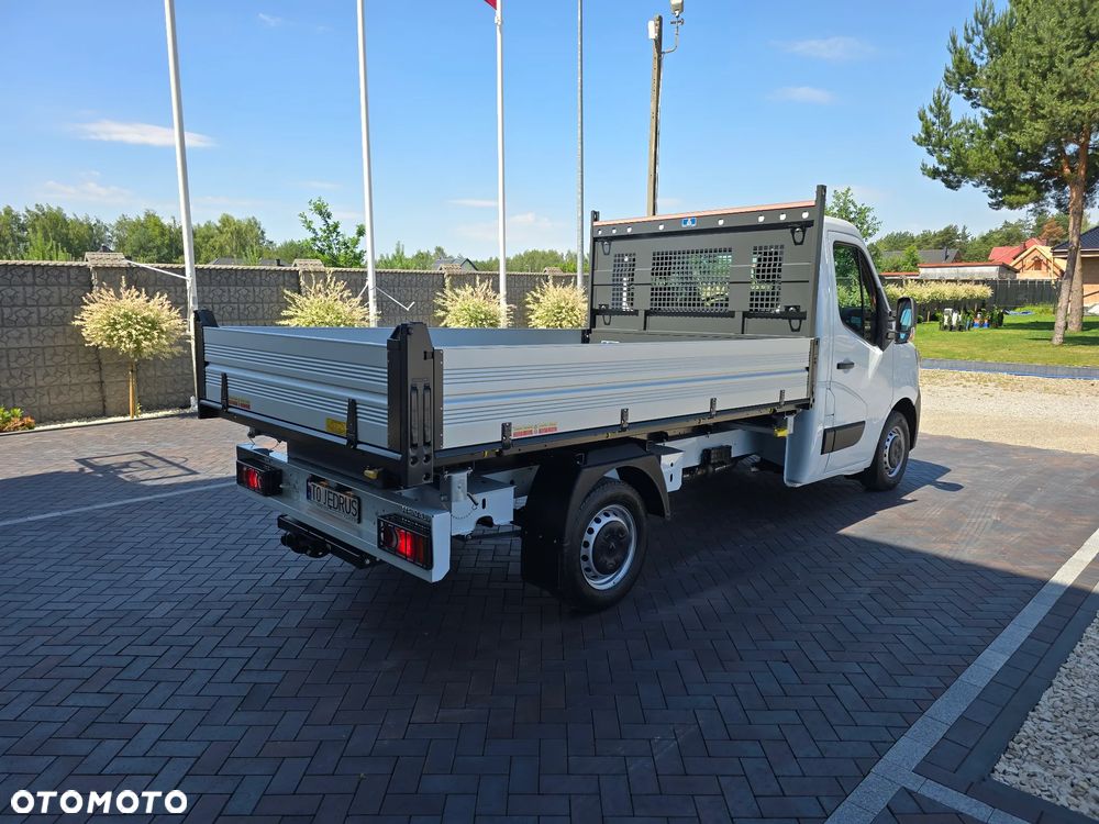 Renault MASTER 17Km WYWROTKA 3 STRONNA 1011Kg Ładowność SILNIK 2,3 AUTO NIE UŻYWANE NA GWARANCJI STAN NOWY NOWY NOWY SALON POLSKA TO SŁONIK BOGATE WYPOSAŻENIE HAK LEDY KLIMA TEMPOMAT - 7