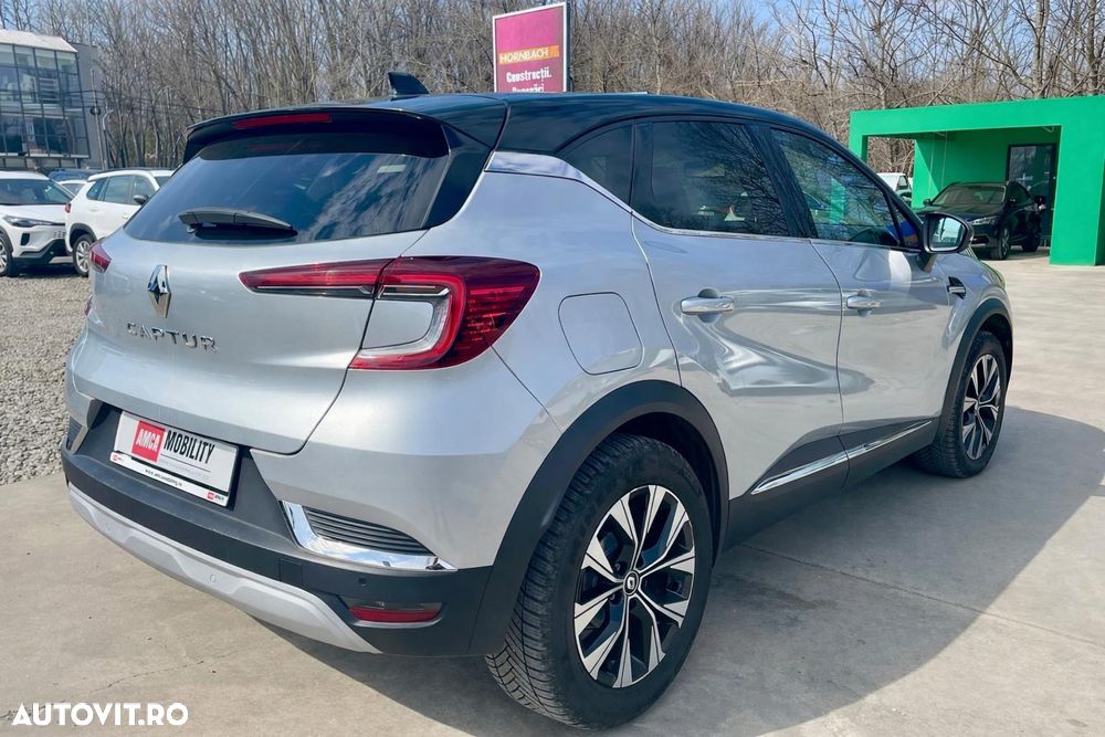 Renault Captur MHEV 140 EDC Techno - 5