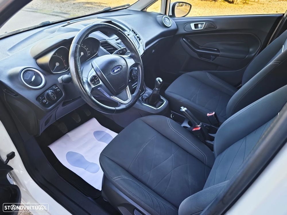 Ford Fiesta 2016 photo 5