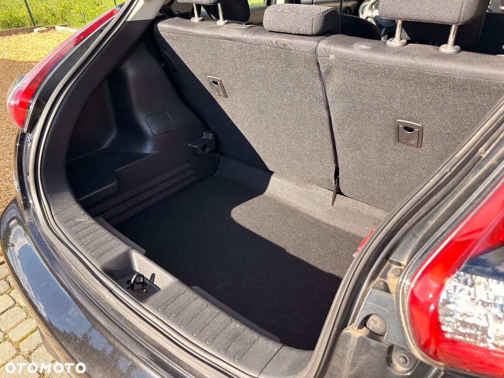 Nissan Juke 1.6 Visia - 16