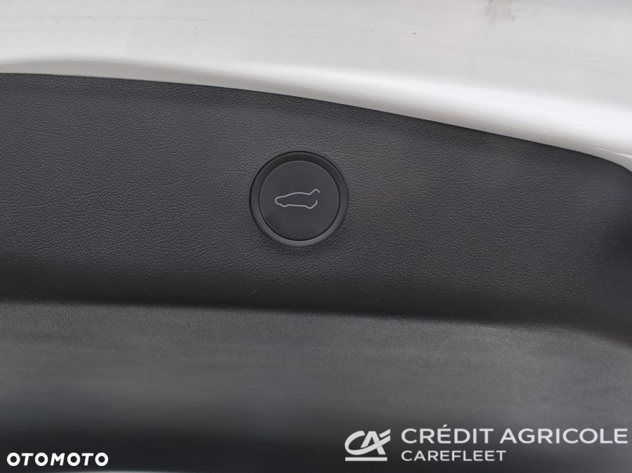 Tesla Model 3 RWD - 14