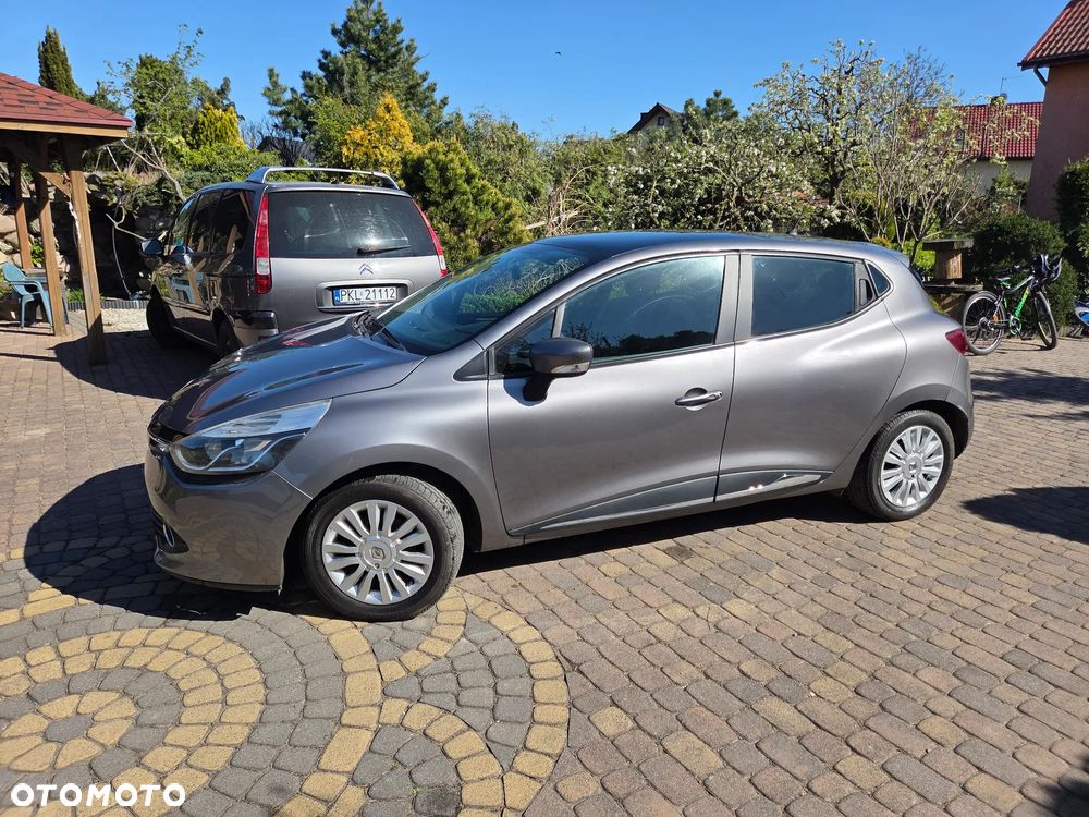 Renault Clio 1.2 16V 75 Expression - 26