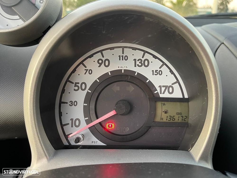Peugeot 107 1.0 Urban - 17
