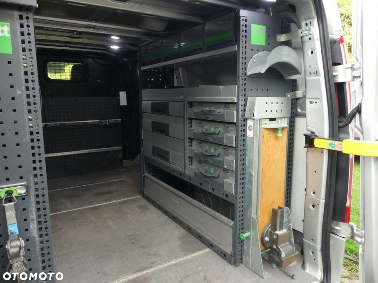 Ford Transit Custom - 12