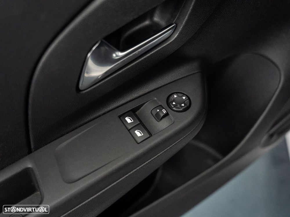 Opel Corsa-e Business Edition - 17