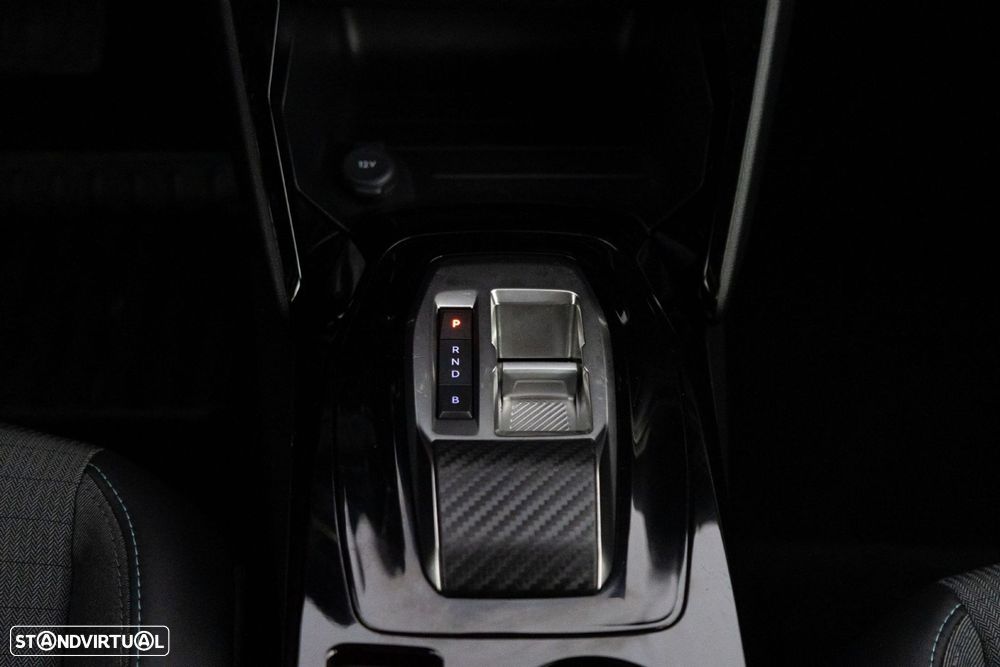 Peugeot e-2008 50 kWh Allure Pack - 27