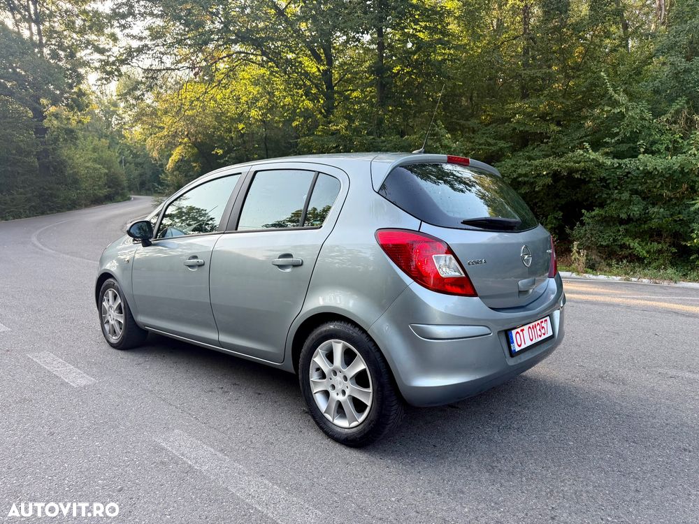 Opel Corsa 1.3 CDTI Enjoy - 4