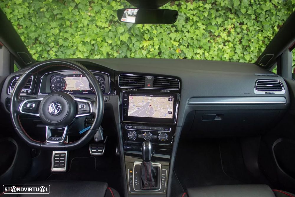 VW Golf 2.0 TSI GTI DSG - 17