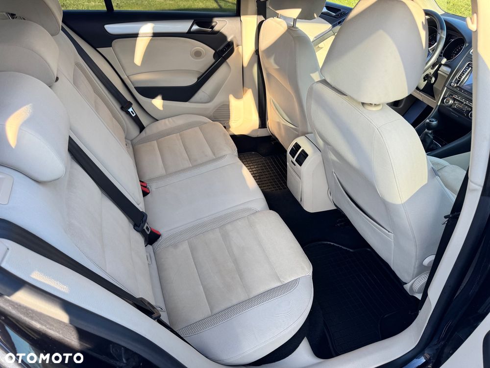 Volkswagen Golf - 13