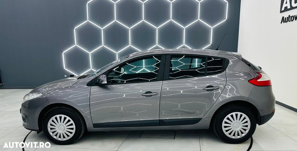 Renault Megane 1.6 16V 110 Dynamique - 28