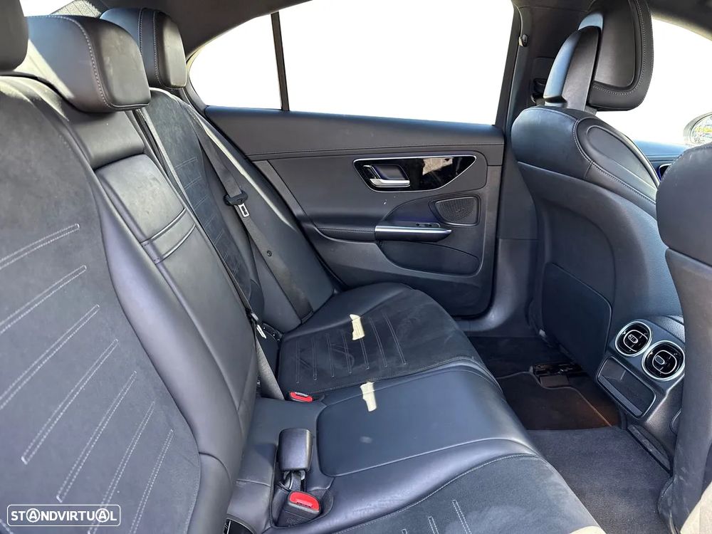 Mercedes-Benz C 300 d AMG Line - 15