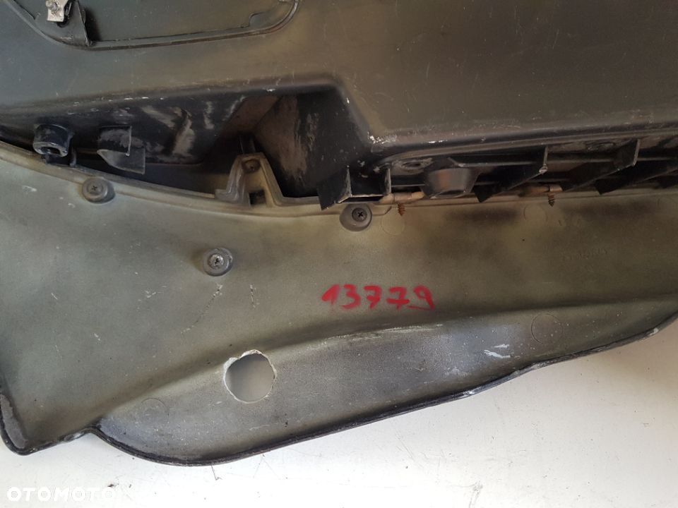 Piaggio MP3 09-14 Owiewka Płoza Podłoga Klapka 623069 - 8