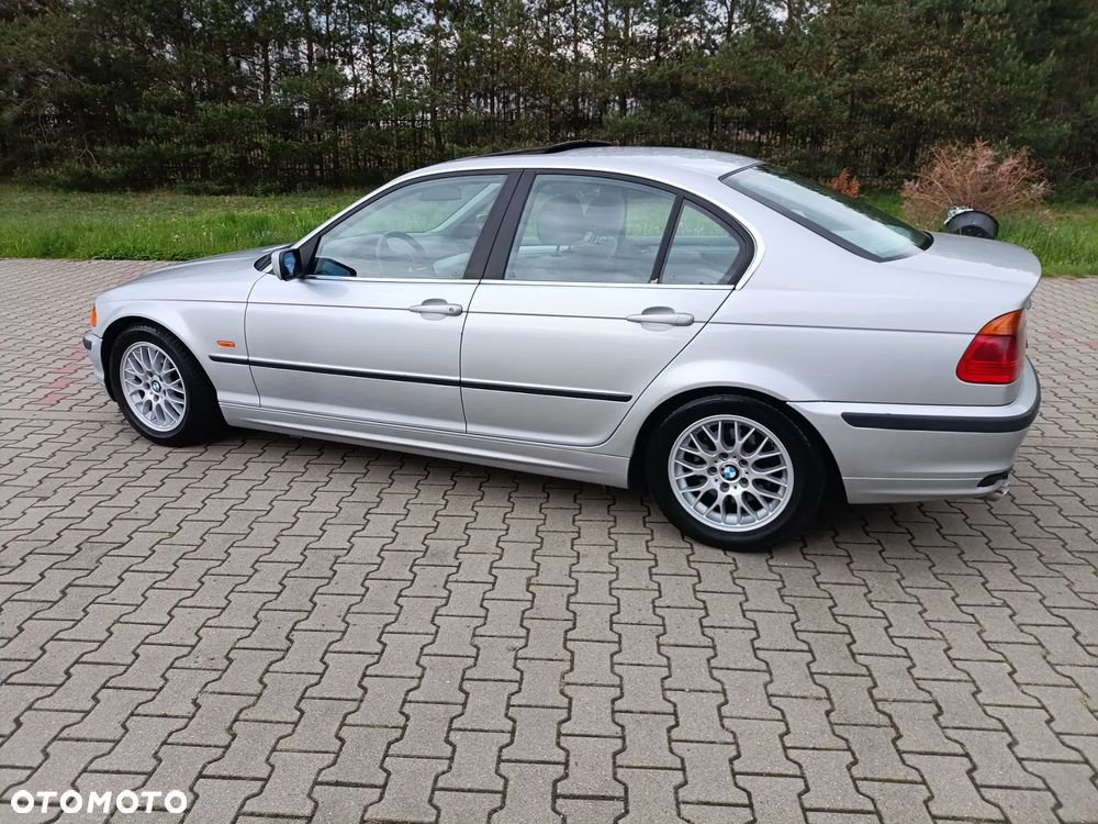 BMW Seria 3 - 11
