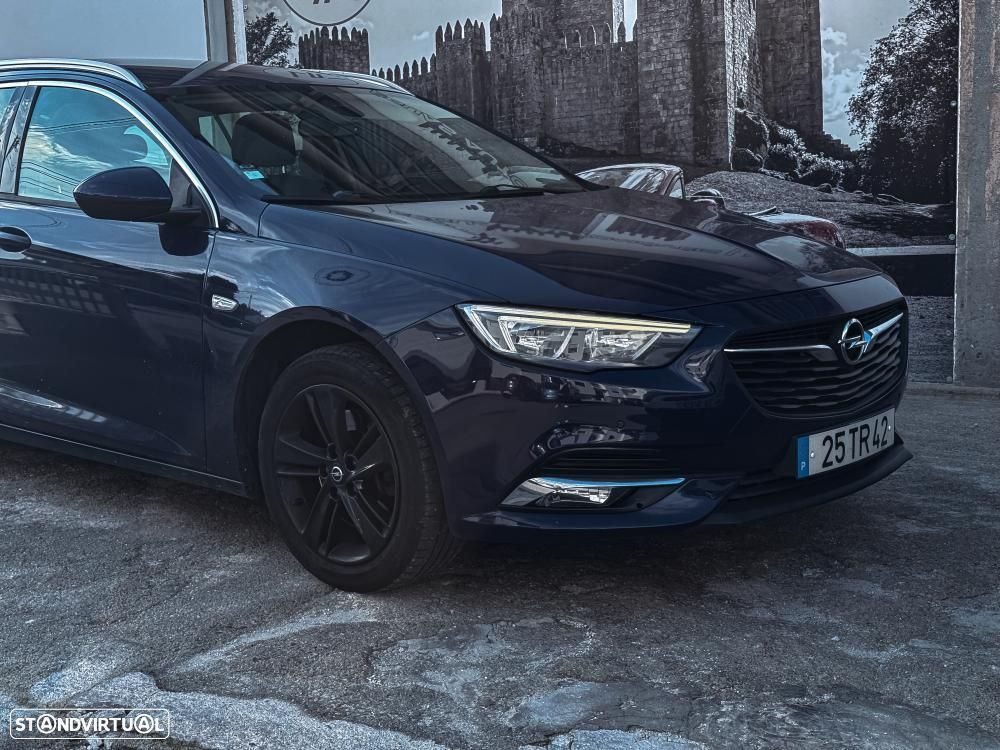 Opel Insignia Sports Tourer 1.6 CDTi Innovation Auto. - 2