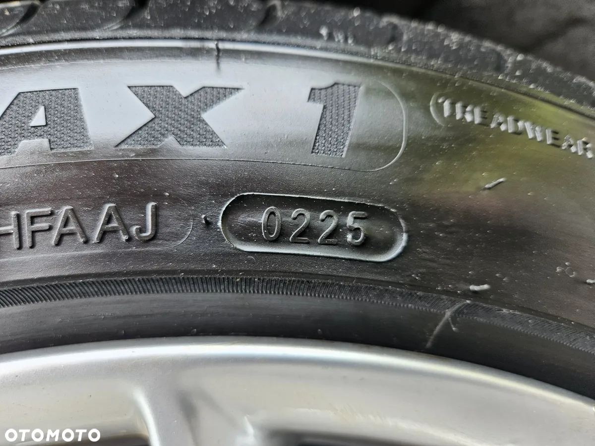 Volvo V50 2.0 Momentum - 17