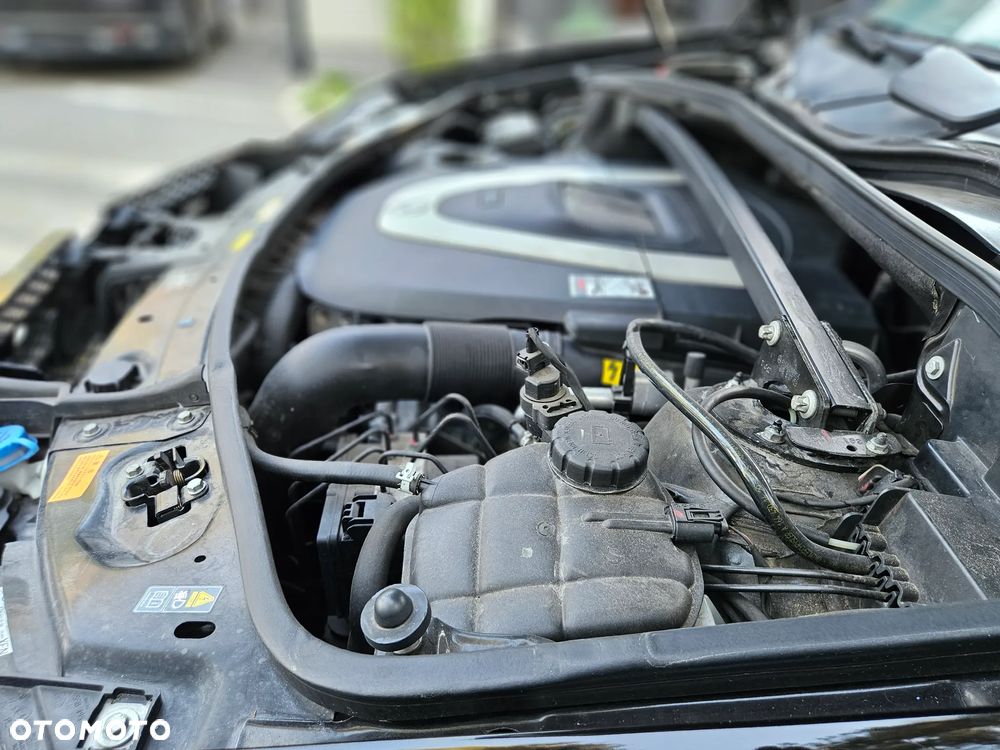 Mercedes-Benz GL 500 4Matic 7G-TRONIC - 15
