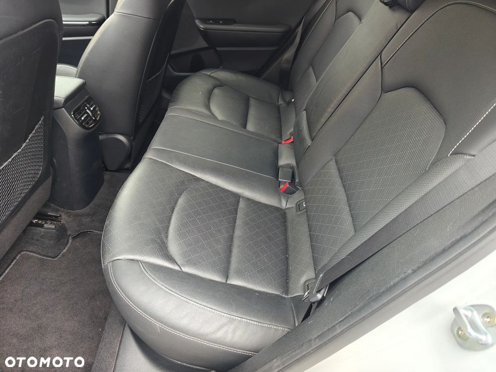 Kia XCeed 1.6 T-GDI OPF DCT7 PLATINUM EDITION - 21