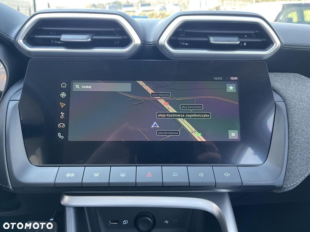 MG ZS Hybrid+ - 33