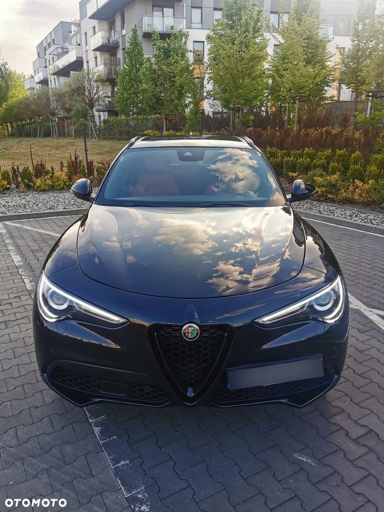 Alfa Romeo Stelvio 2.0 Turbo 16V AT8-Q4 Veloce Ti - 5