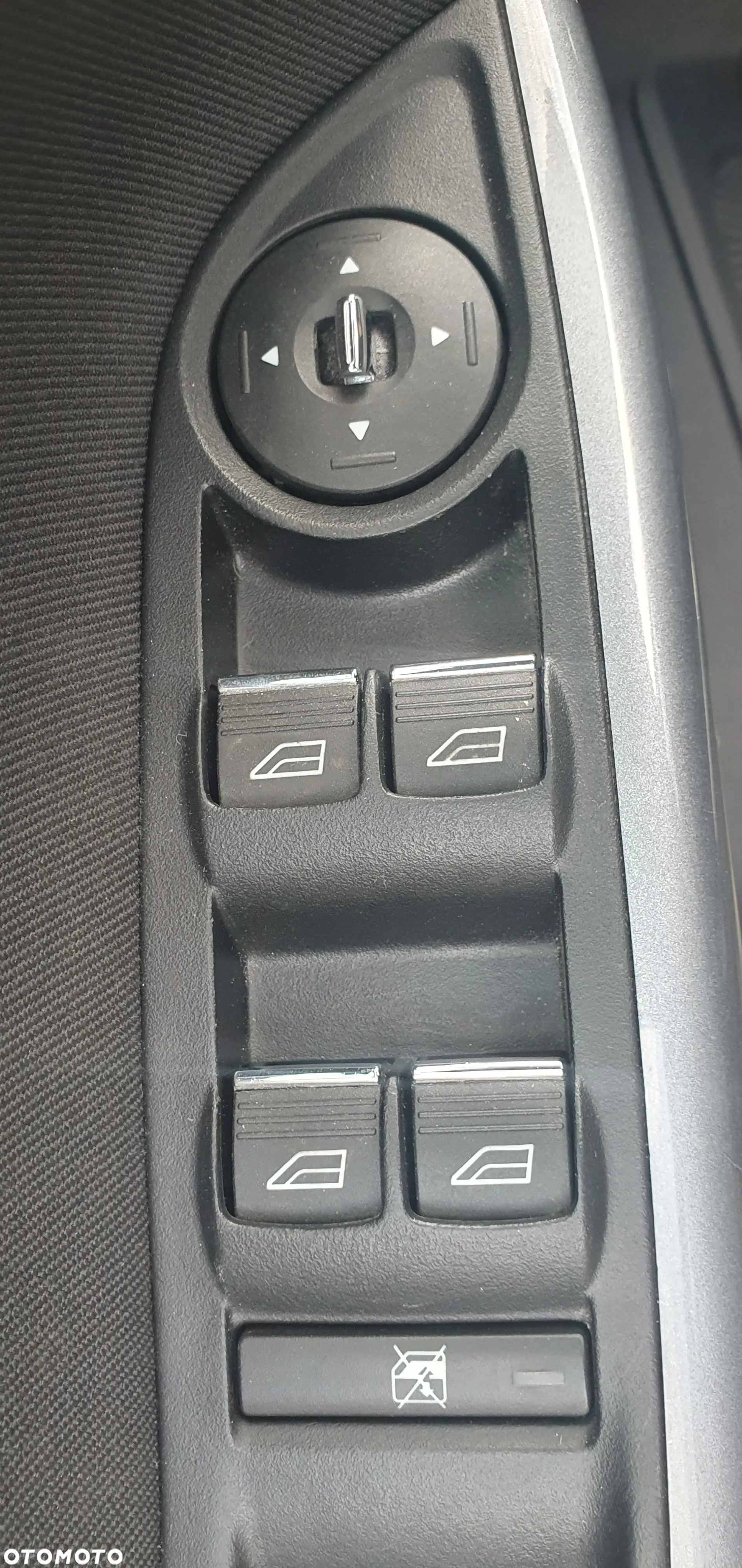 Ford Focus 1.6 Titanium - 30