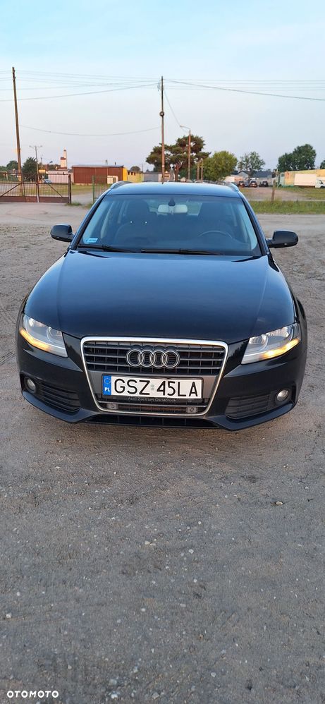 Audi A4 Avant - 4