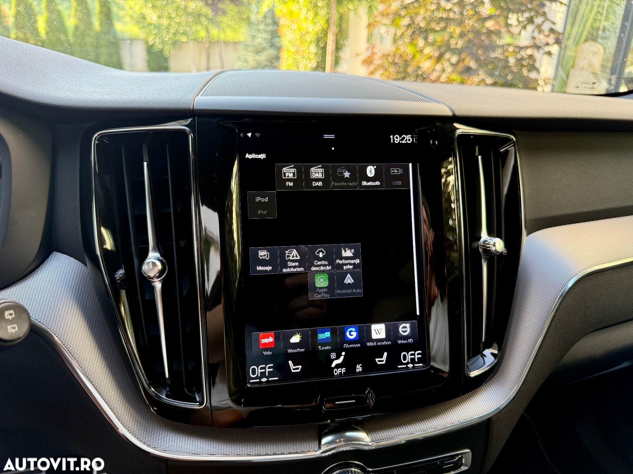 Volvo XC 60 Recharge T8 Twin Engine eAWD R-Design - 38