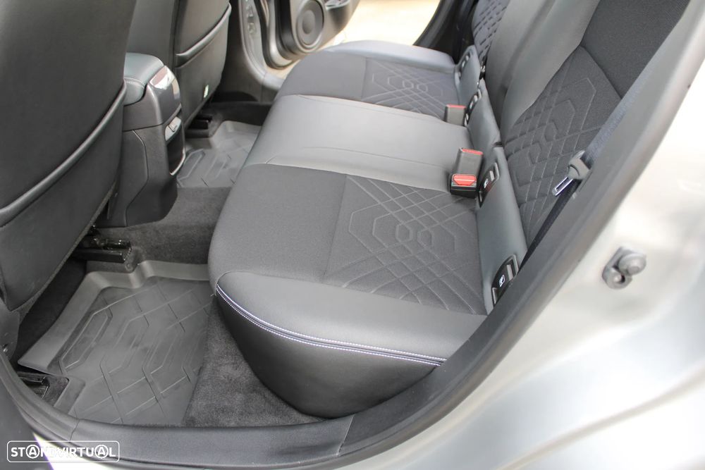 Nissan Juke 1.0 DIG-T Tekna - 25