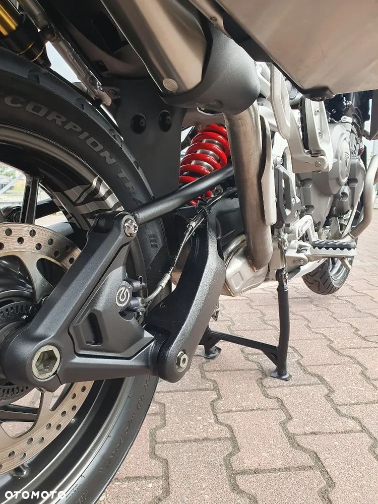 Triumph Tiger - 34