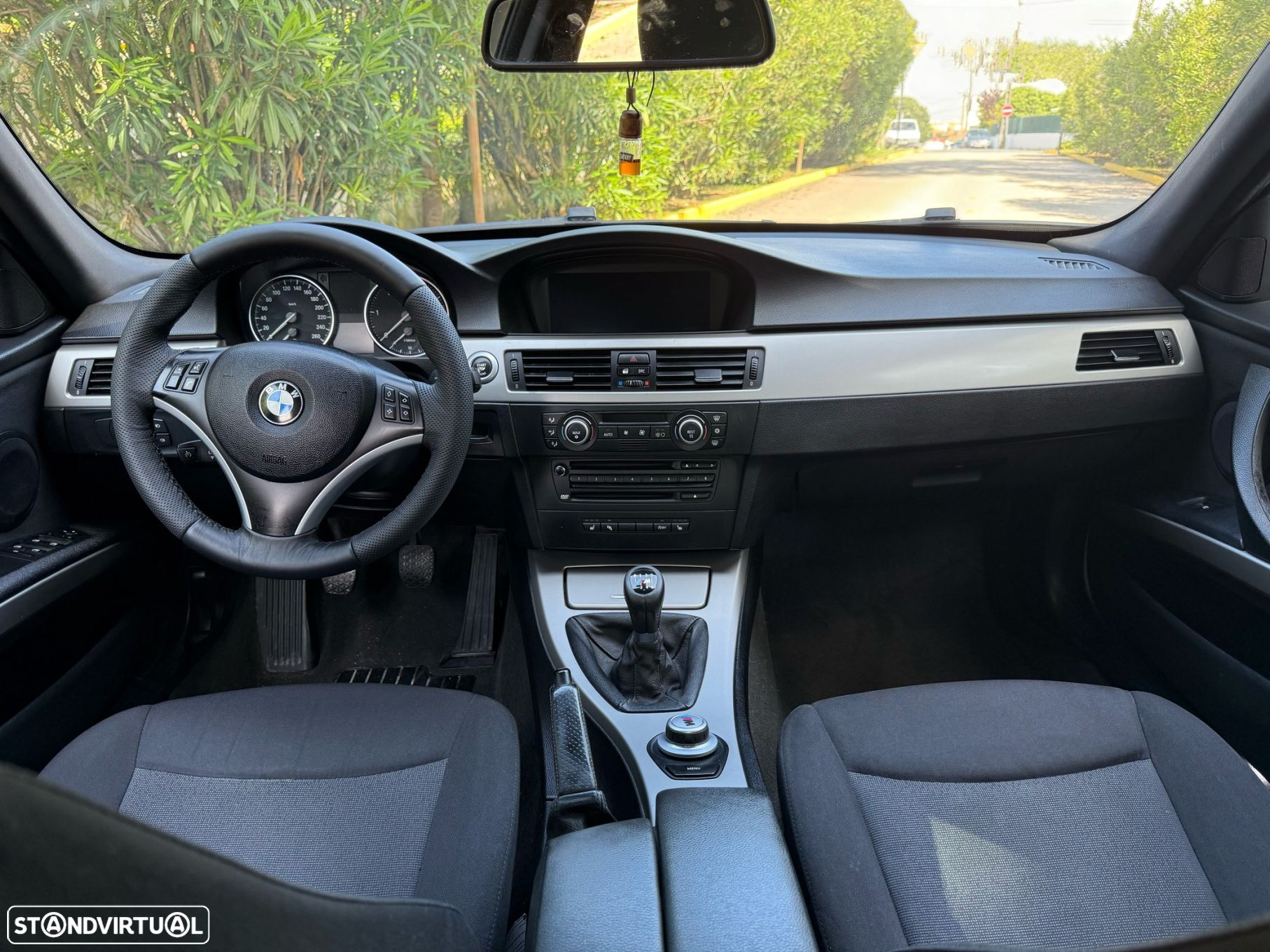BMW 320 d - 8