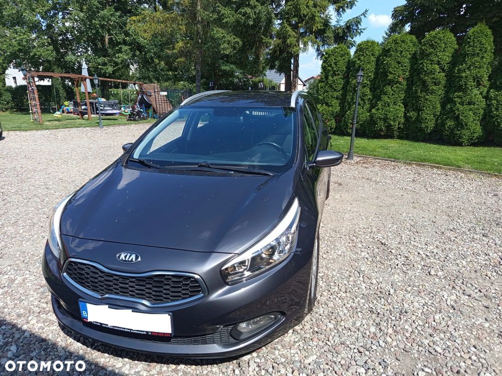 Kia Ceed 1.6 Crdi Comfort + - 40
