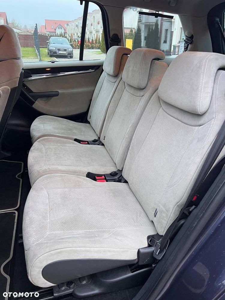 Citroën C4 Picasso 2.0 HDi Exclusive - 16