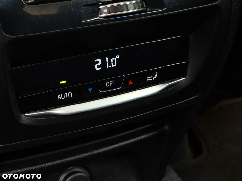 BMW X3 xDrive20d MHEV Advantage - 29