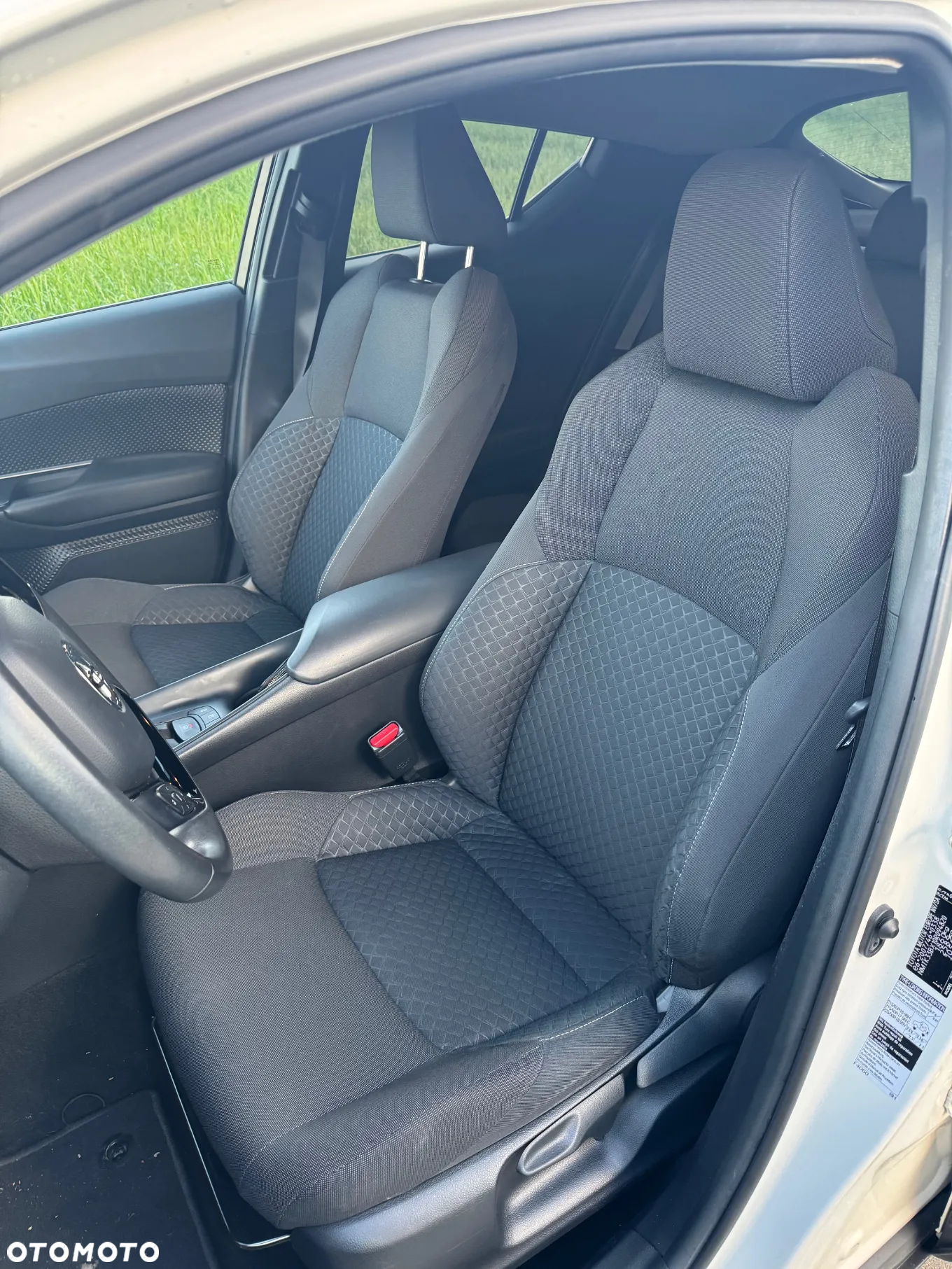 Toyota C-HR 1.8 Hybrid Comfort - 6