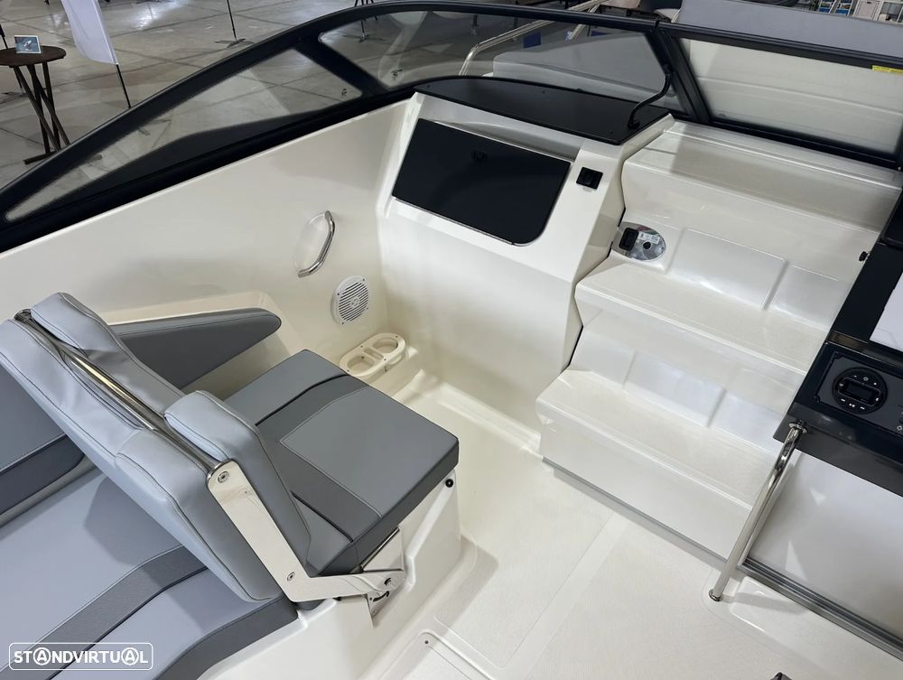 Bayliner C21 OB - 15