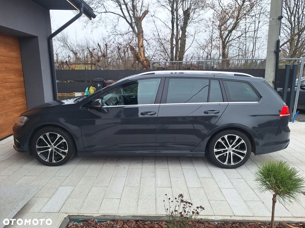 Volkswagen Golf - 11