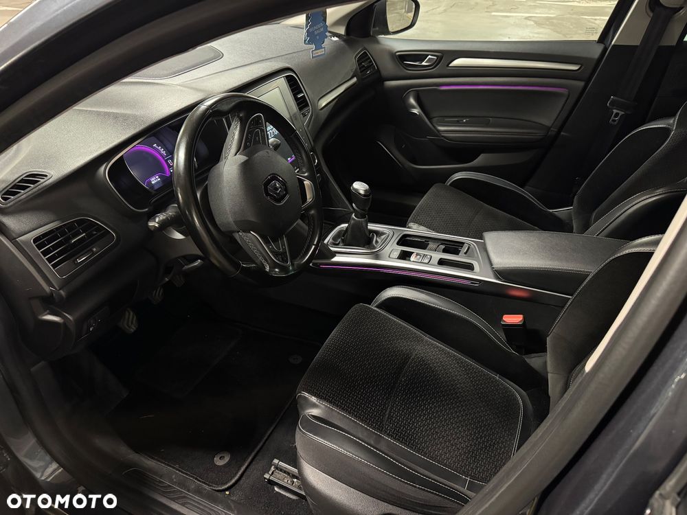 Renault Megane BLUE dCi 115 GT LINE - 4