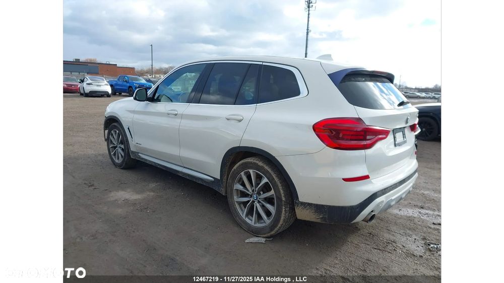 BMW X3 xDrive30i xLine - 17