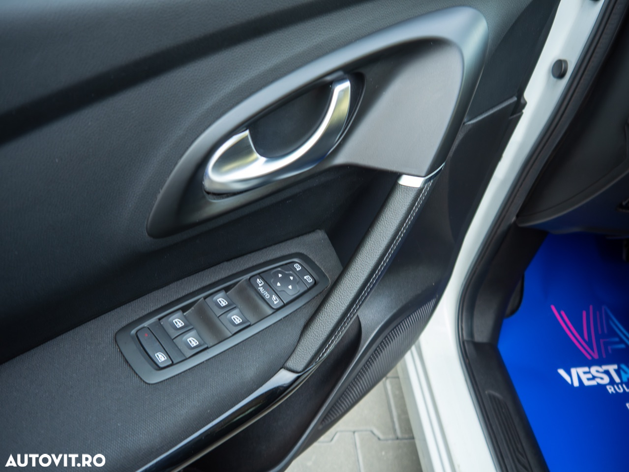 Renault Kadjar BLUE dCi 115 EDC INTENS - 11