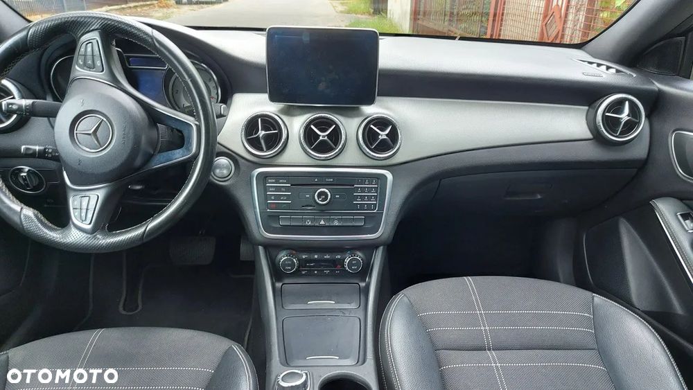 Mercedes-Benz CLA 220 (CDI) d - 7