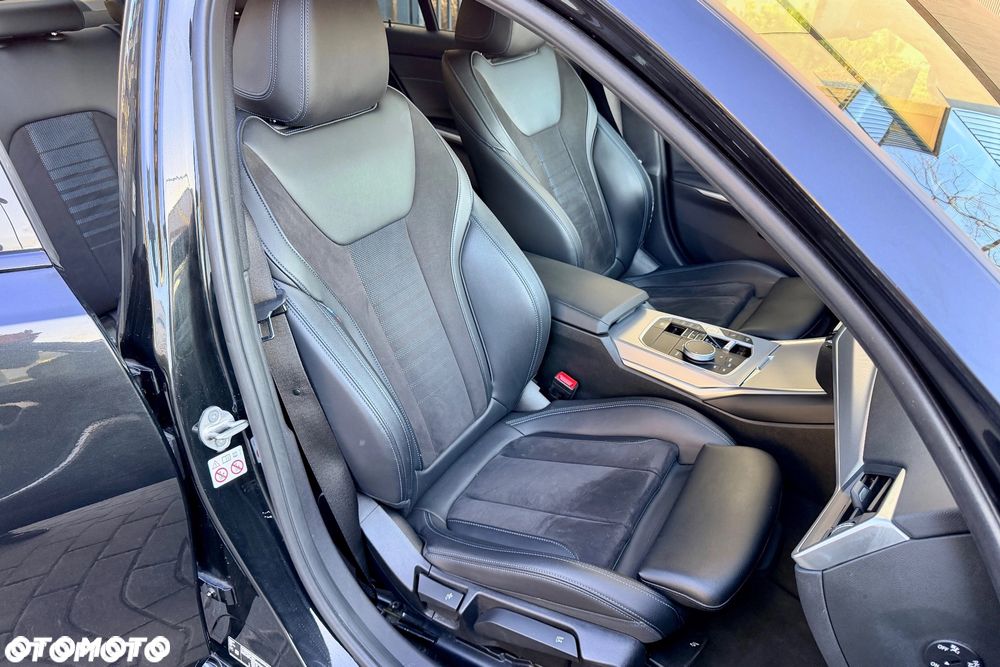 BMW Seria 3 320d xDrive M Sport sport - 16