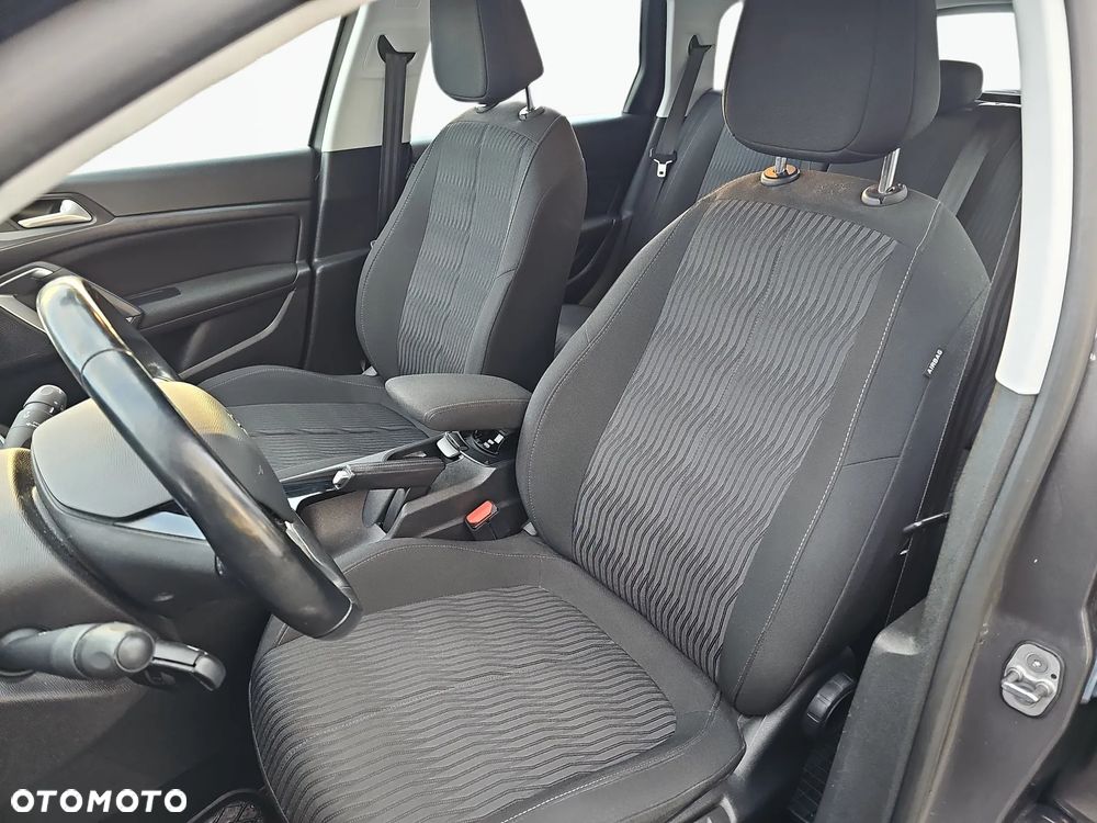 Peugeot 308 1.2 PureTech Active S&S - 13