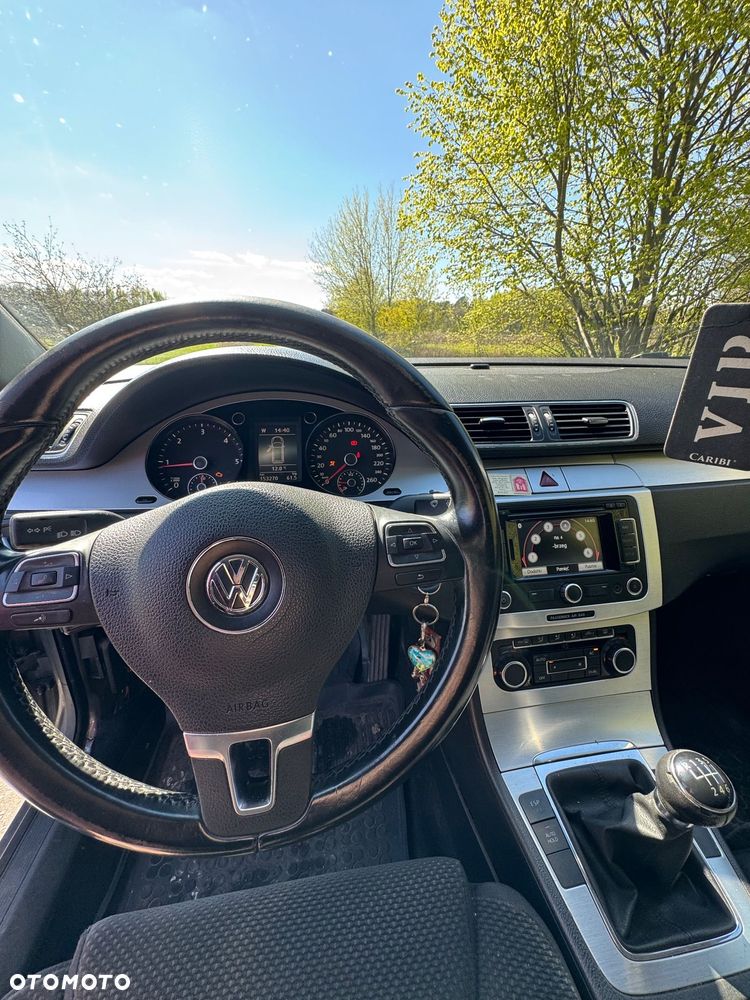 Volkswagen Passat 2.0 TDI DPF Comfortline - 7