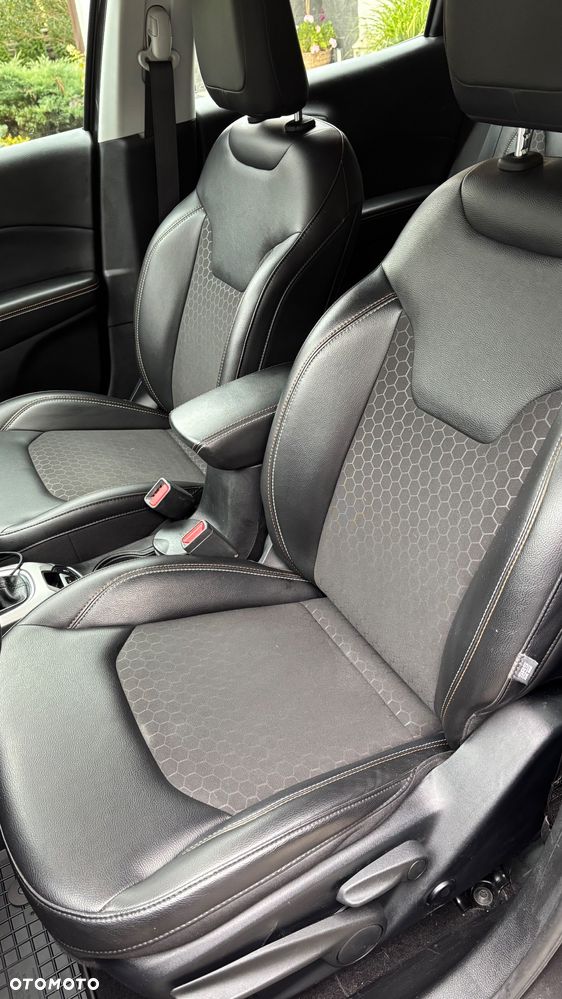 Jeep Compass 1.4 MultiAir Longitude - 5