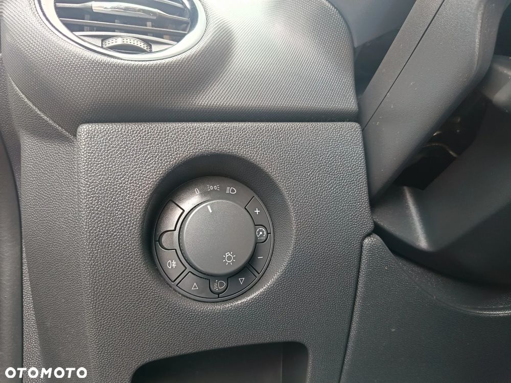 Opel Corsa 1.2 16V Enjoy - 14