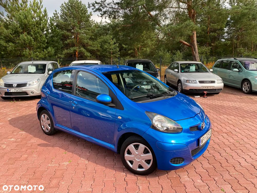 Toyota Aygo 2010 photo 2