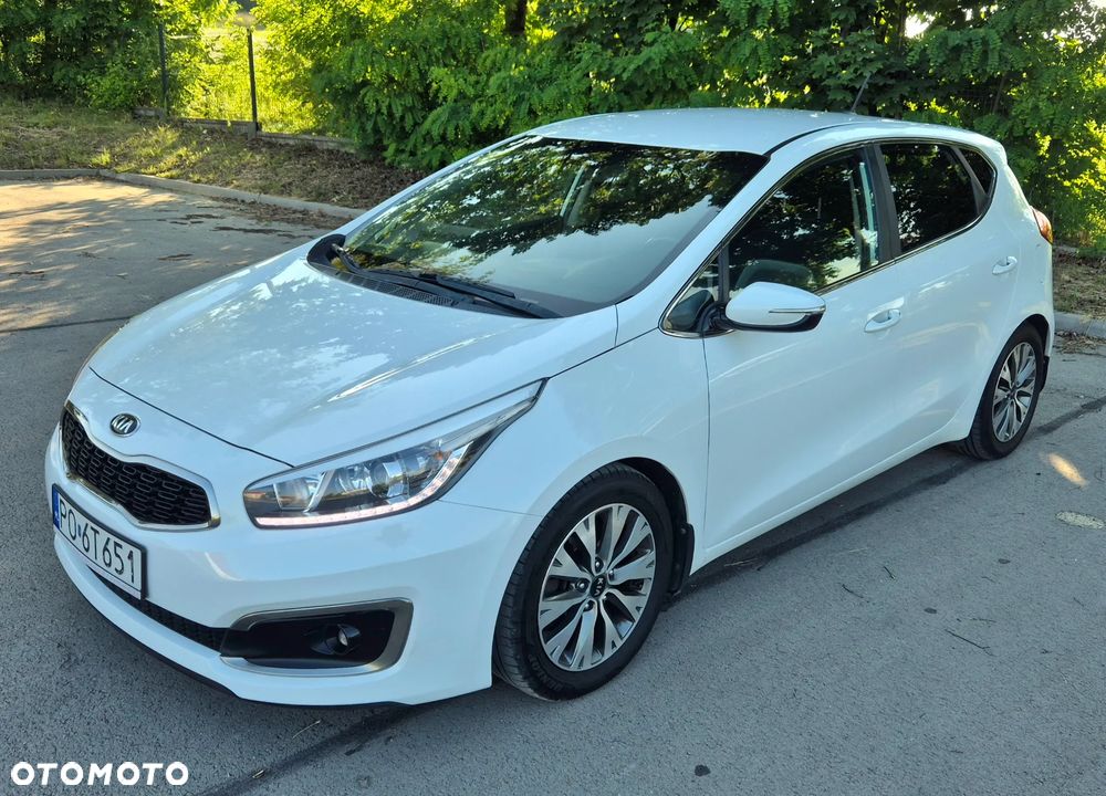 Kia Ceed 1.6 GDI Business Line - 18